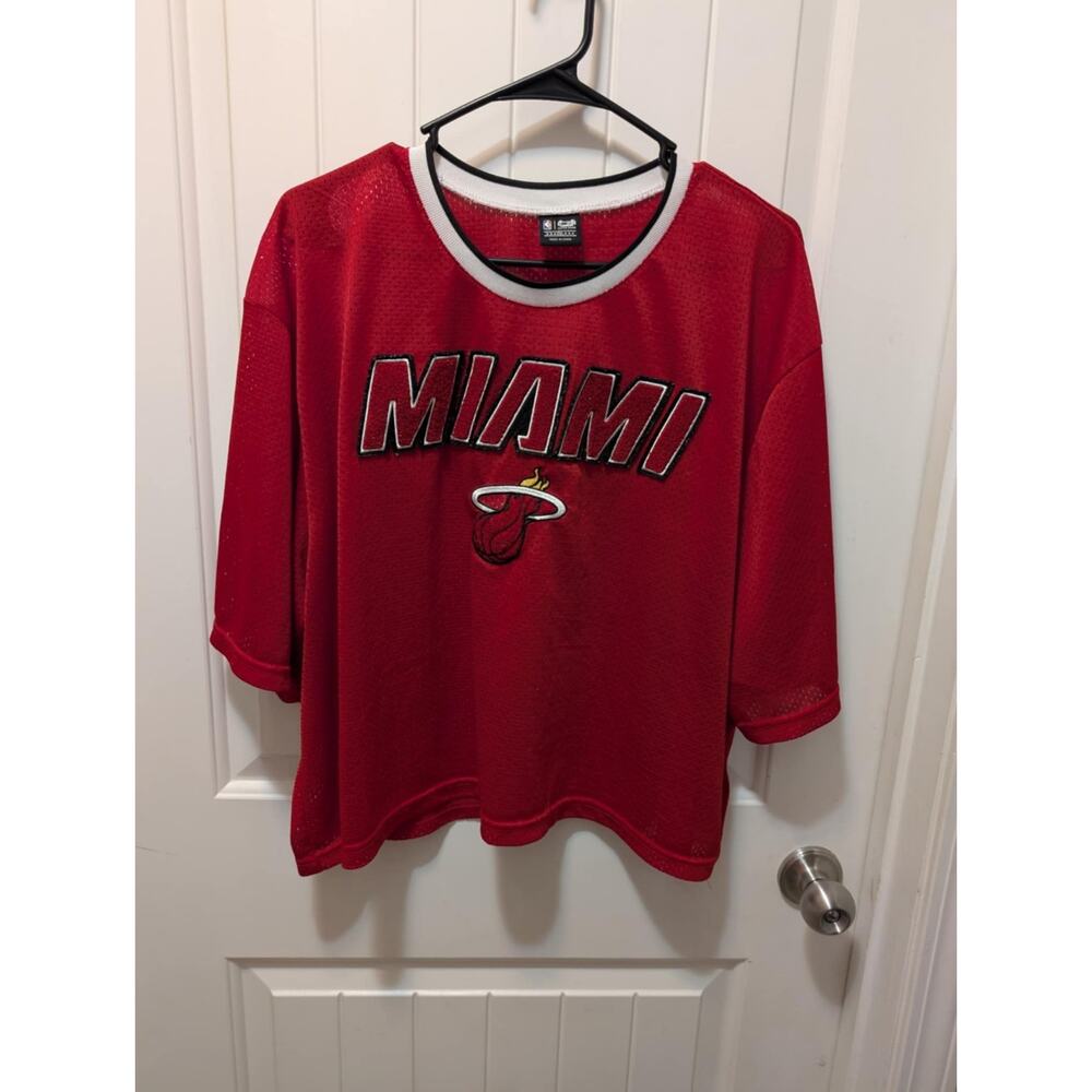 NBA Miami Heat Red Jersey Women’s 2XL Crop Mesh Ultra Game